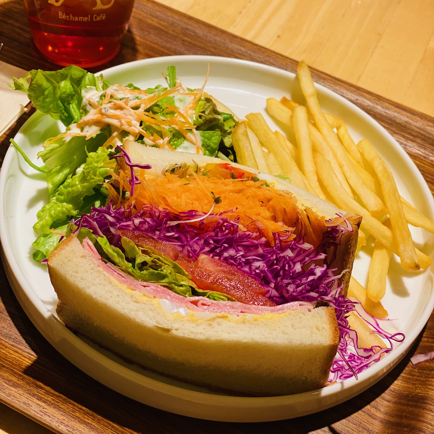 【大阪・梅田】駅直結！コーヒーおかわりOK！萌え断サンドモーニング@ベシャメルカフェ