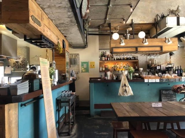 Suke6 Diner 店内