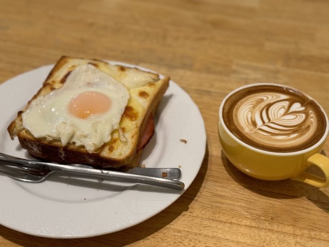 大阪肥後橋 Peak Roast Coffee(ピークローストコーヒー)クロックマダム