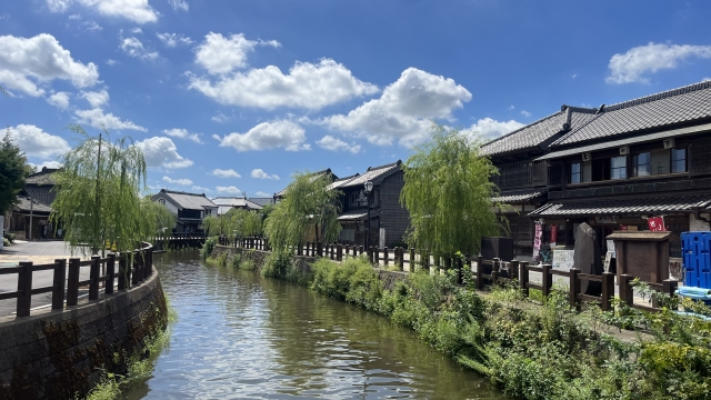 歴史を感じる町並み