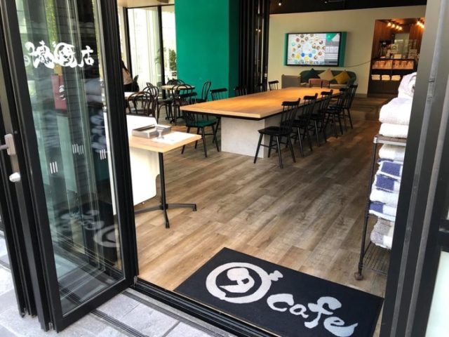 ダカフェ恵比寿 店内