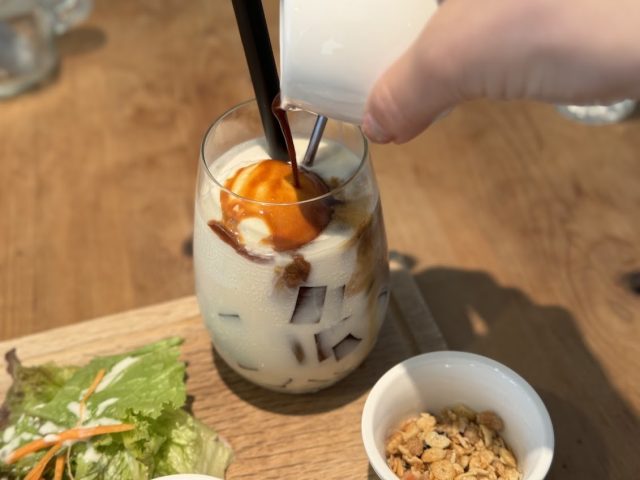 RIO Coffee神戸北野店 アフォガード風ラテ