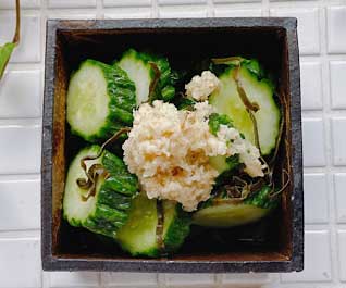 袋で揉むだけ！「きゅうりのカンタン漬け」の作り置き