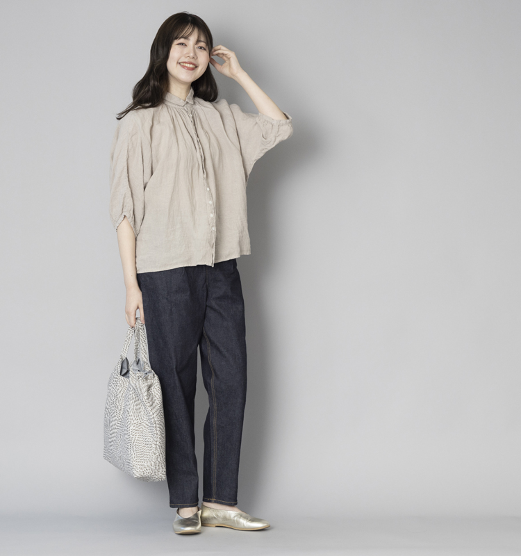 大人女性の体型カバーにも。締めつけ感なしの「きれいめデニムパンツ」4本