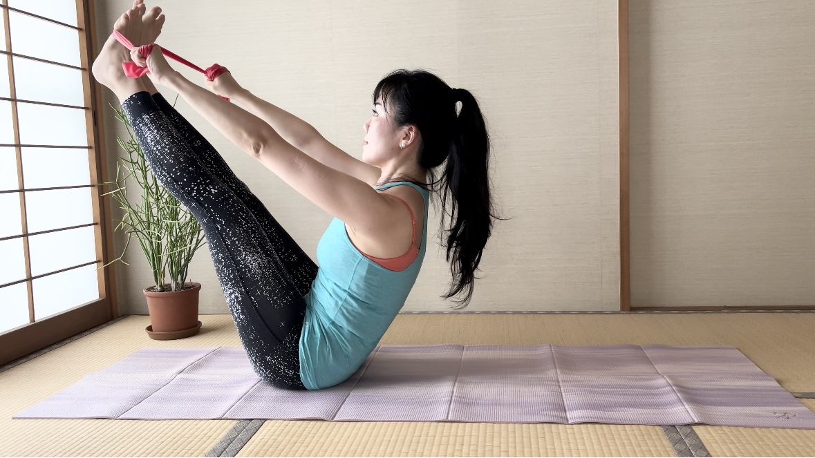 たった5回でOK！腹筋に効くピラティス「ティーザー」