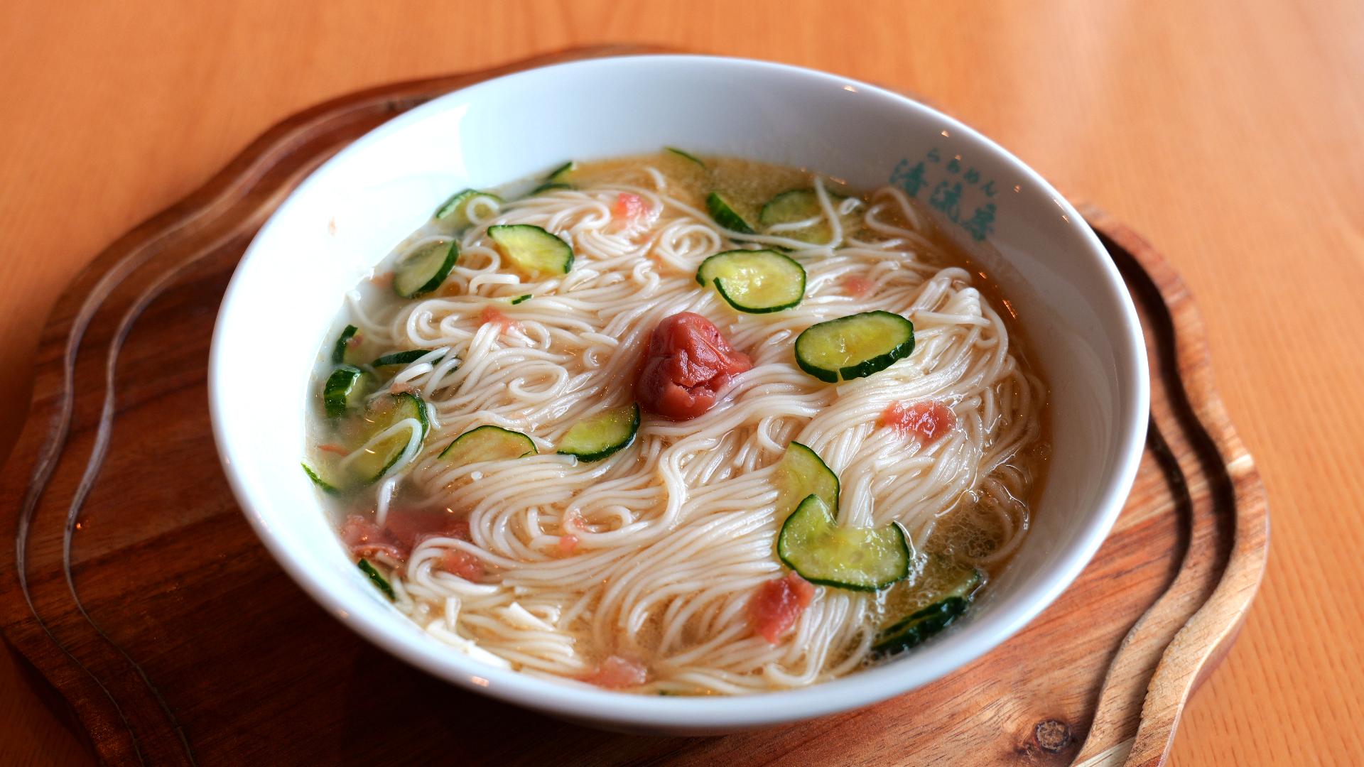 パパッと簡単！「梅きゅう素麺」の作り方♪