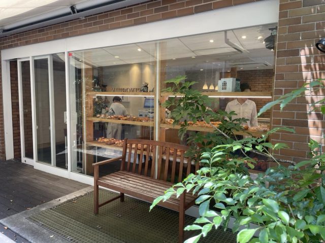 三軒茶屋 ぱんやのパングワン 外観