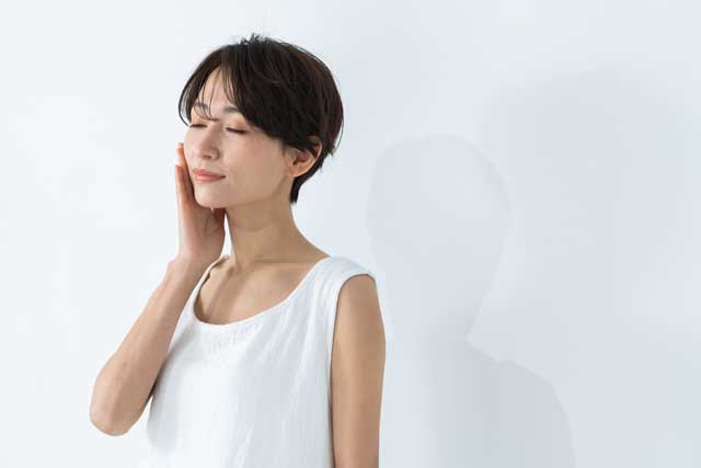 肌 女性