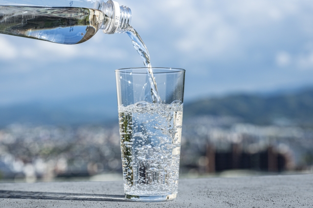 よく冷やすのがコツ！ドリンクの「炭酸」が弱いと感じる理由