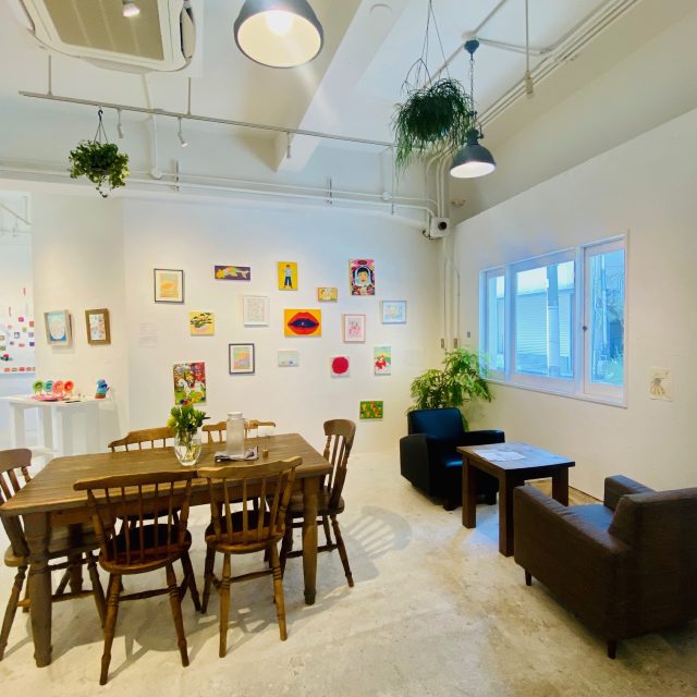 大阪 Cafe Fouet° 店内