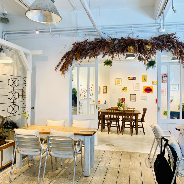 大阪 Cafe Fouet° 店内