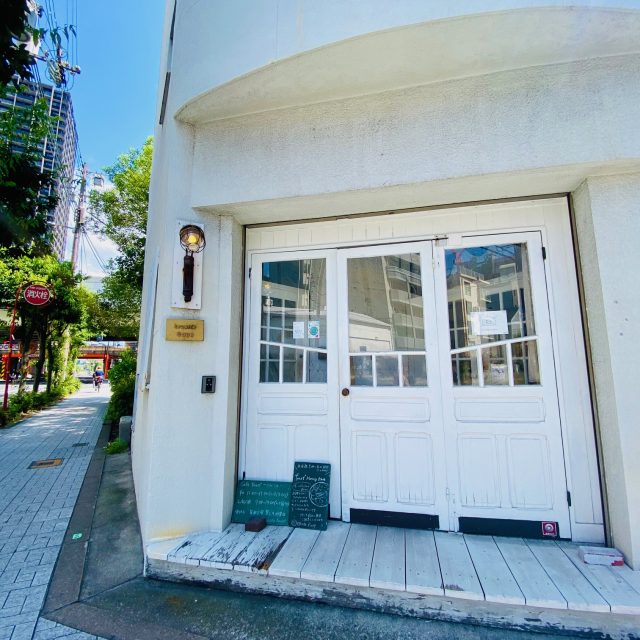 大阪 Cafe Fouet° 外観