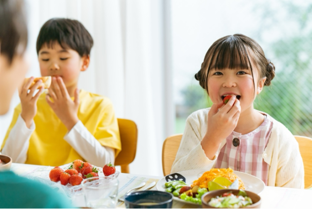 こども　朝ごはん