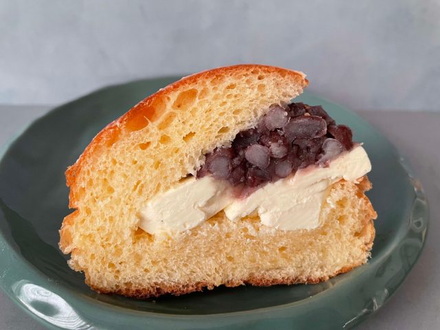 つぶあんクリームチーズ 断面