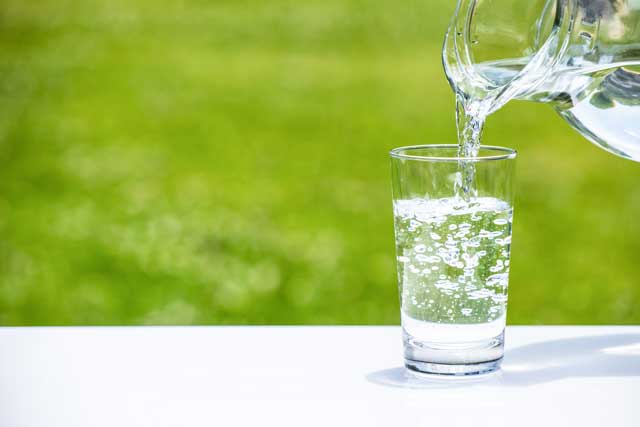 水道水を注ぐだけ！普段の外出＋旅行にも便利な「ブリタ ボトル型浄水器」