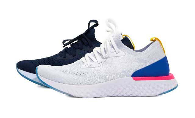 NIKE