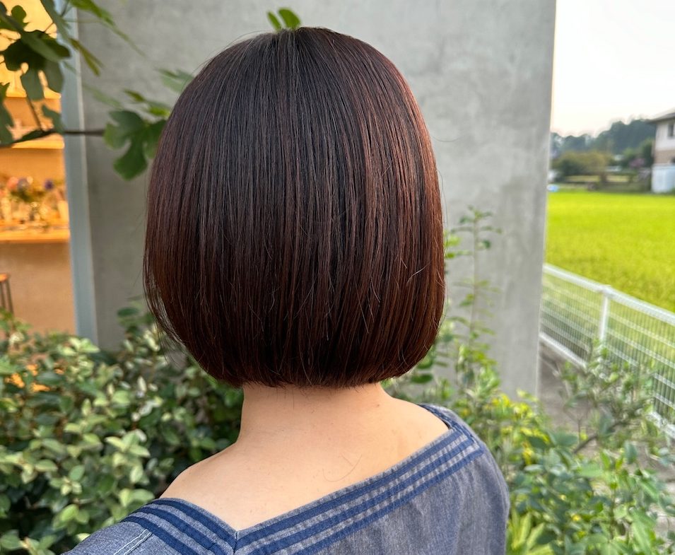 日焼けした肌もすっきりキレイに見える！秋のトレンドカラーのおすすめ