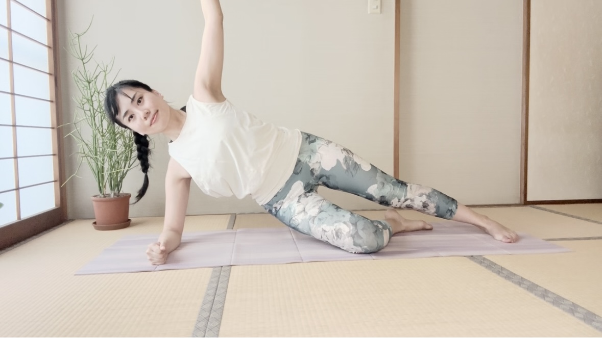 3ステップでキュッ！「内もものたるみ」を引き締めるピラティス♪