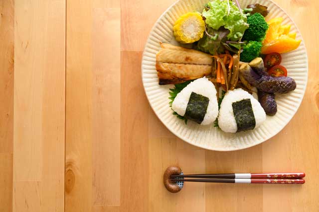 なぜ太りやすい？理想の体を手に入れる「食欲の秋」ダイエットのコツ3つ