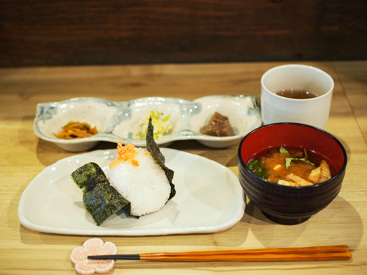 新米の季節到来♪「おにぎり朝ごはん」が楽しめる都内の朝カフェ3選