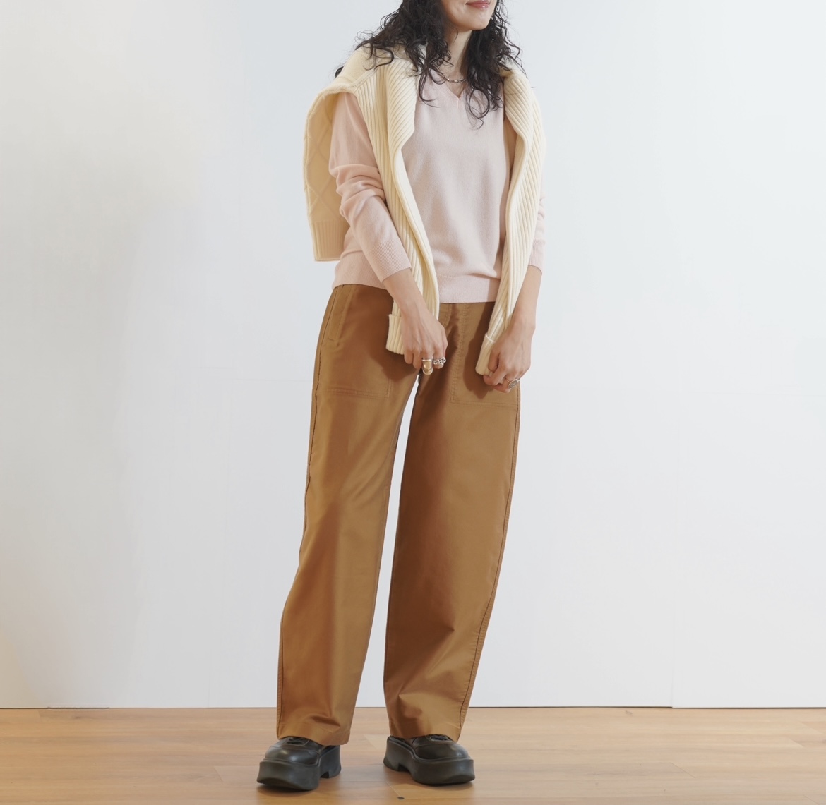 今すぐ使える！2024秋冬「UNIQLO and JW Annderson」おすすめコーデ3つ