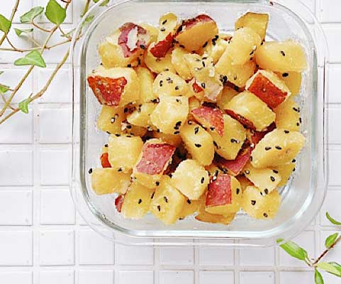 お弁当にピッタリ！簡単「粉ふきさつまいも」の作り置き