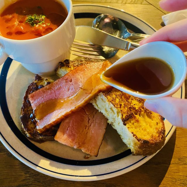 なんば駅 WHISK UP BAKED GOOD 週末限定モーニング フレンチトースト