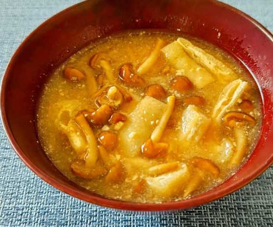 冬こそ毎朝！疲労回復、整腸作用、自律神経を調える「温活味噌汁」2レシピ