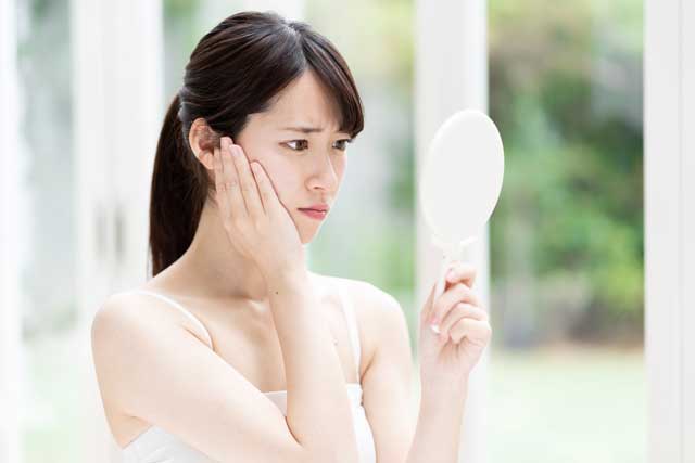 冬のカサカサ肌を防ぐ！「保湿に役立つ」食事のポイント2つ