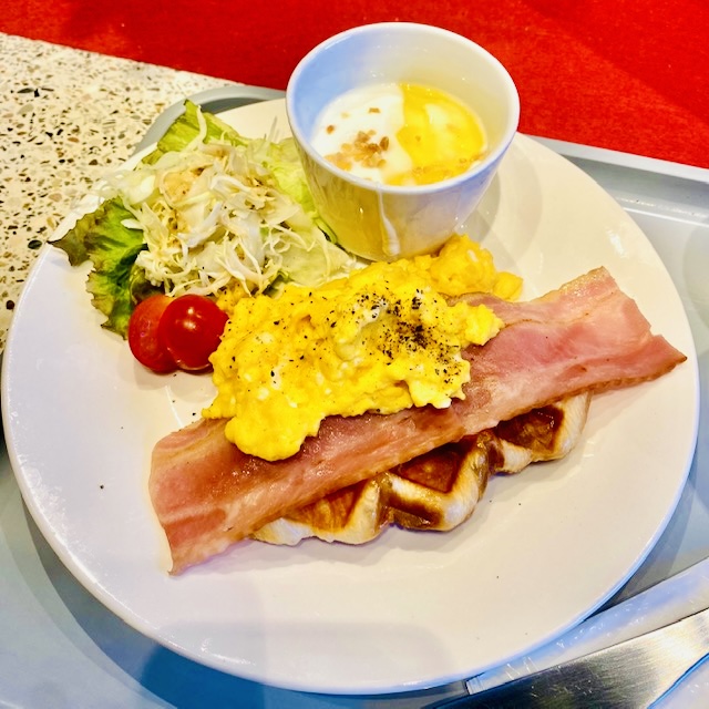 Standard Café & Gallery モーニング クロッフルセット