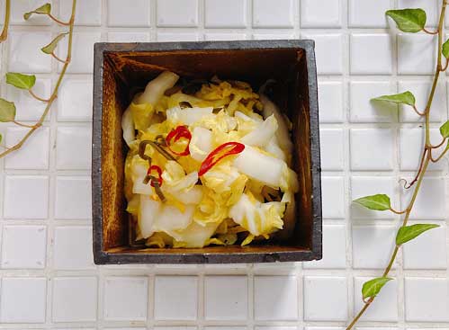 ほかほかご飯と最高コンビ♪「白菜と柚子の浅漬け」の作り置き