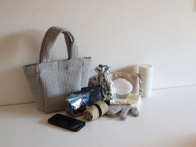 バッグの中身