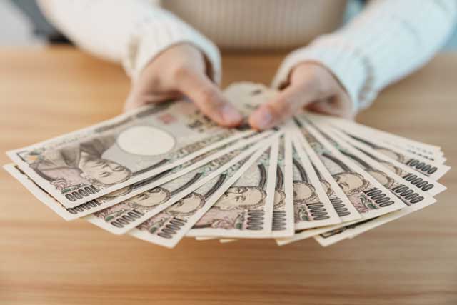 自然に貯まる秘訣!?「お金に好かれる人」が大切にする3つの習慣