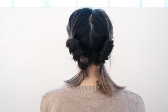 2つ結びの応用編ヘアアレンジ