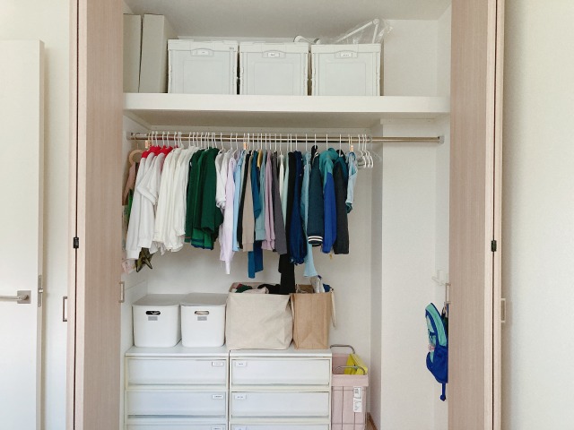 洋服だけじゃもったいない！「子ども部屋のクローゼット」活用法