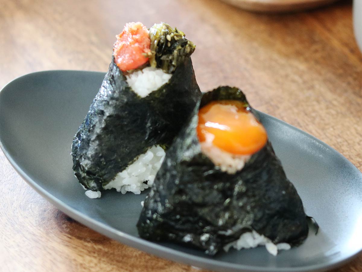 「ご飯のお供×ヒノキの型」で楽しむ！絶品おにぎりの具材レシピ4つ