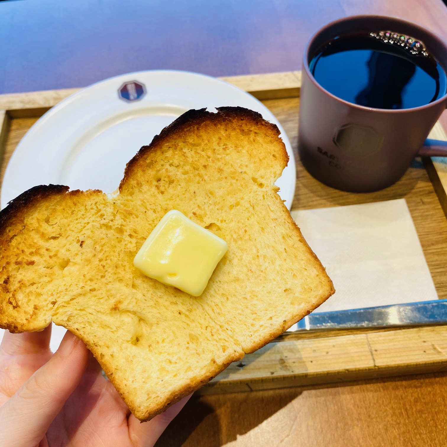 【大阪・梅田】シンプルだけど贅沢な「コーヒーとトースト」！珈琲専門店で至福モーニング@猿田彦珈琲
