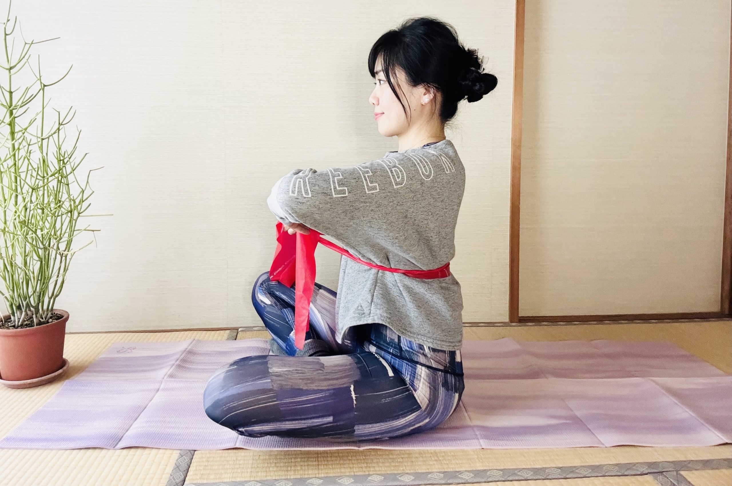 ピラティスの基本のキ！「胸式呼吸」をマスターしよう