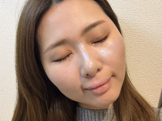 女性