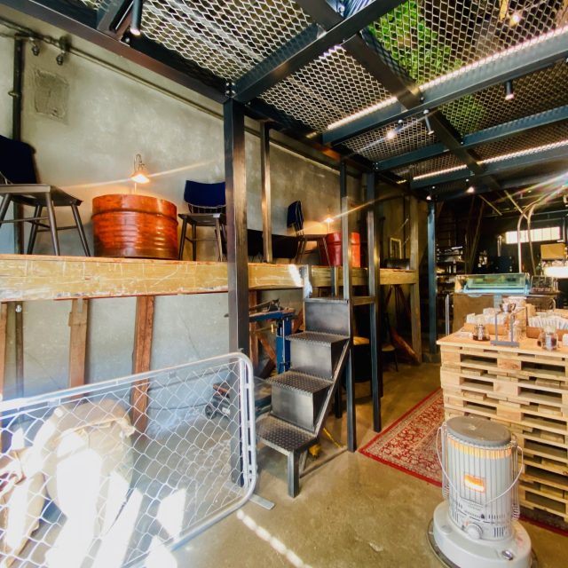 ンとエスプレッソと珈琲製作所 店内