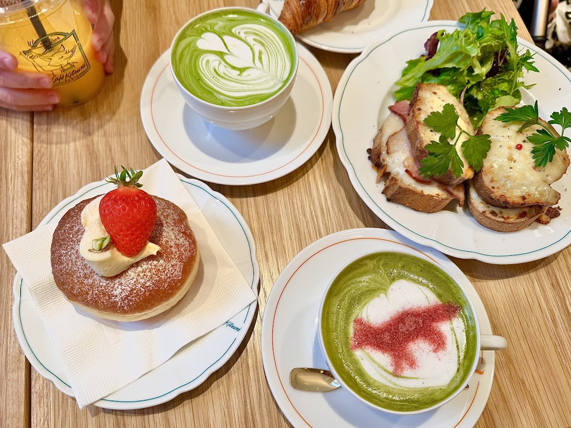 【大阪梅田】大阪初「Cafe Kitsune」限定ドーナツ×桜抹茶ラテで春の絶品モーニング♪