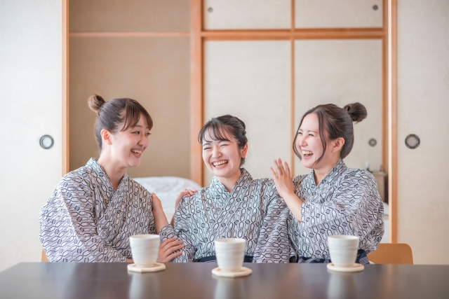 旅館・ホテルで「部屋着」はOK？意外と知らない宿泊マナー