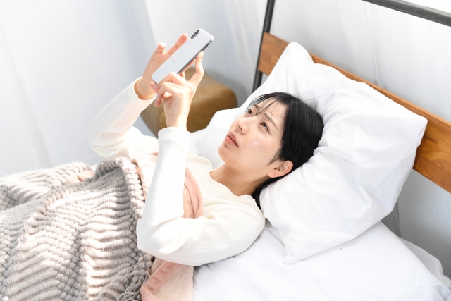 シンプルで静か！コスパ抜群の見やすい「ニトリ 掛け置き兼用時計」