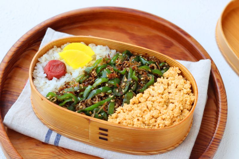“のっけ弁”で手軽＆時短！「じゃこピーマン」「にんじん入り卵そぼろ」2品弁当