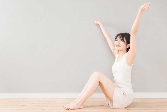背伸び