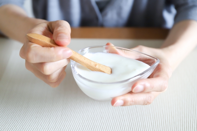 暑い夏でもさっぱり美味しく！「腸活効果を高める」ヨーグルトの食べ方5選