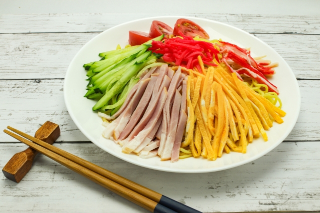 発祥はどこ？マヨネーズはかける？「冷やし中華」のプチ雑学