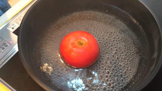 トマトの湯むき