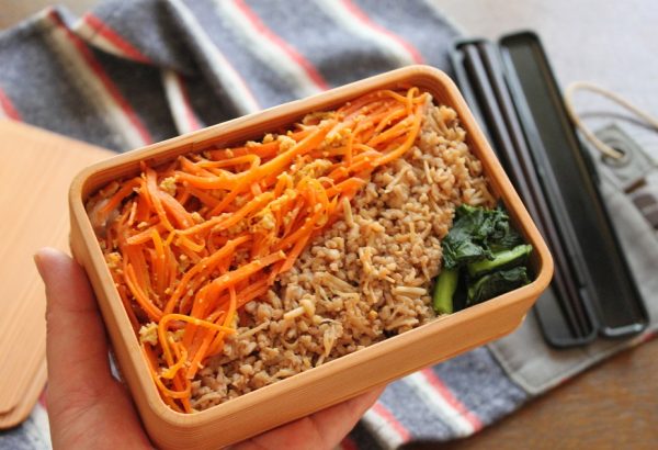 朝の満足感アップ！ごはんがすすむ「鶏そぼろ」レシピ3つ