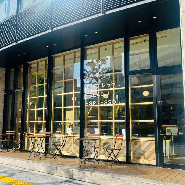 パンとエスプレッソと 南森町交差点 外観